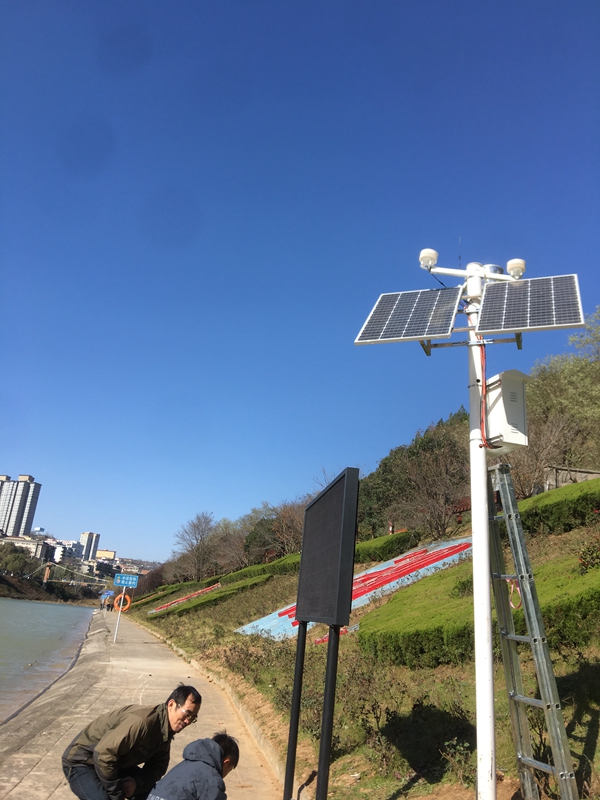 陜西淳化市氣象局用集創科技太陽能環境監測系統氣象站